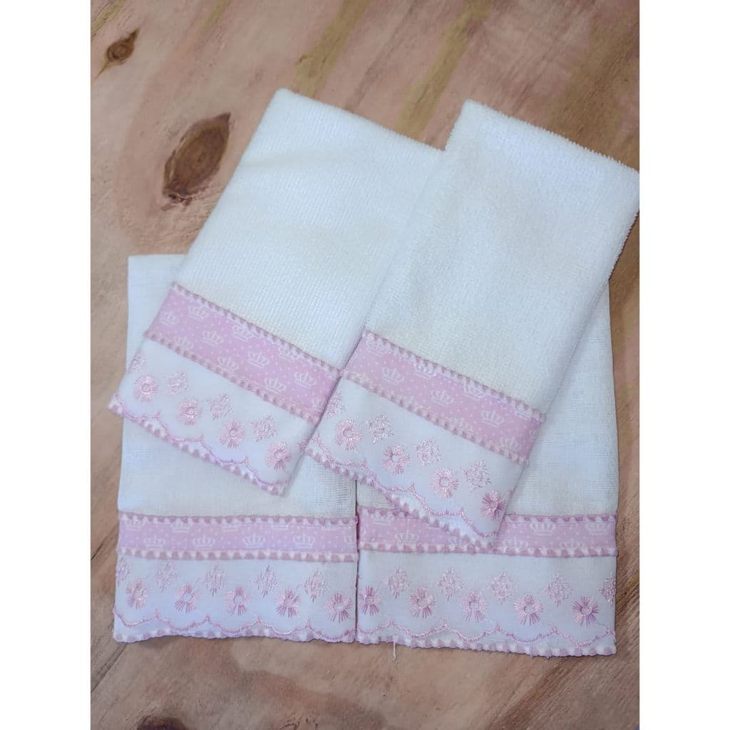 Kit com 2 Toalhas Boca + 2 Fraldas Boca para Bebê com Lese