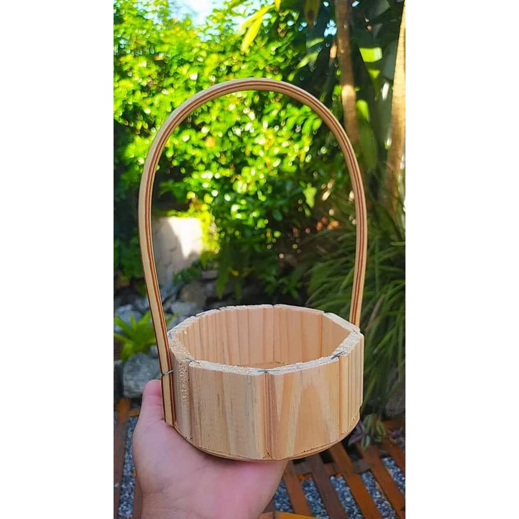 kit 12 Cesta de madeira 13 cm redonda Cesta de natal páscoa namorados