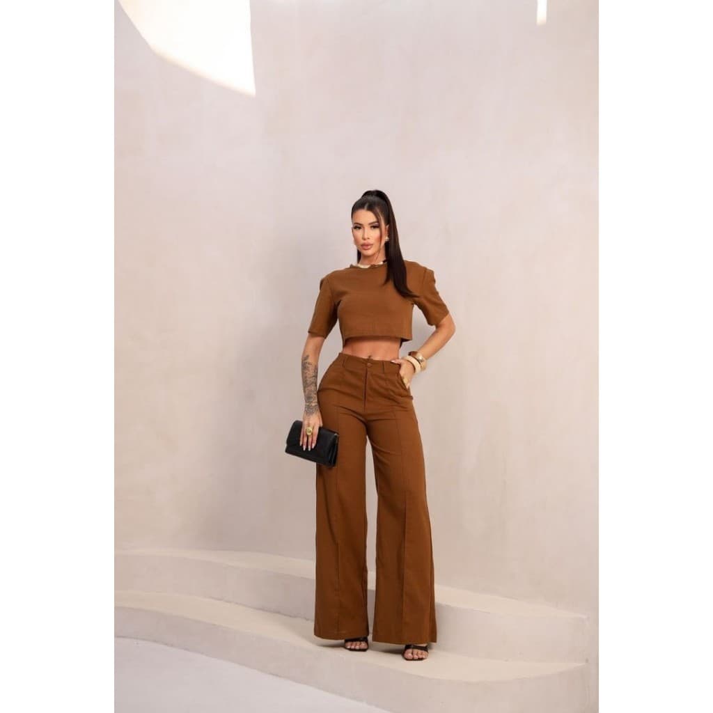 Conjunto femenino, calça pantalona mais cropd, look elegante e sofisticado, moda femenina 2025, conj. social e casual.