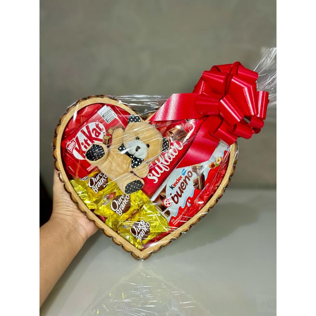 Cesta de Chocolate e Pelucia Dia dos Namorados, Aniversário, Presente