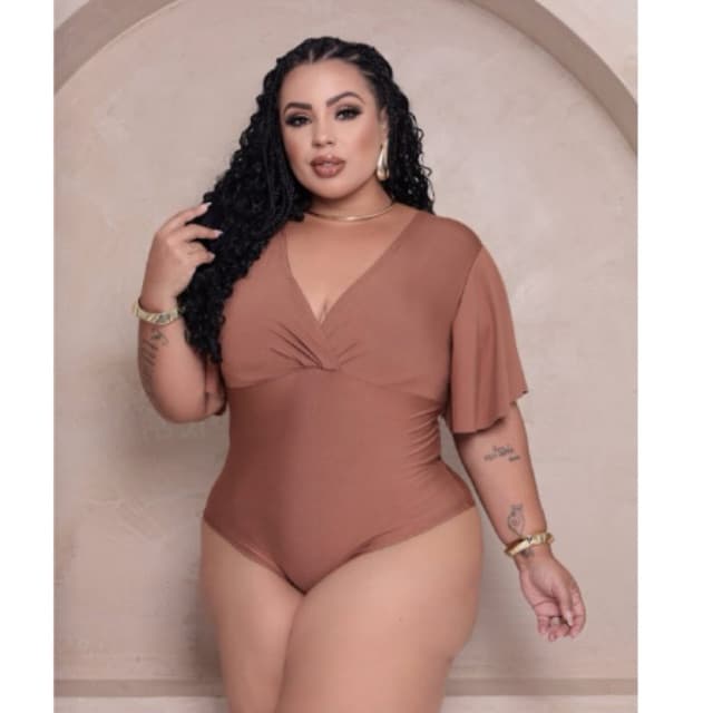 BLUSA BLUSINHA CAMISETA MANGA MORCEGO CRUZADO TRANSPASSADO DECOTE EM V PLUS SIZE GG G1 G2 G3 MODELA CORPO MANGA SOLTINHA