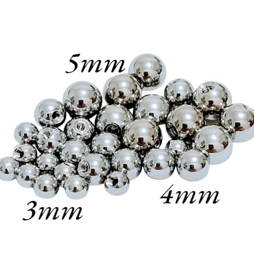 kit 30 bolinhas de 3mm 4mm 5mm de piercing aço rosca interna prata serve p/ mamilo, língua, tragus umbigo transversal
