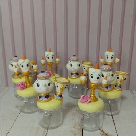 5 potinhos em vidro 40ml Bela e a Fera em biscuit Envio em 15 dias úteis.