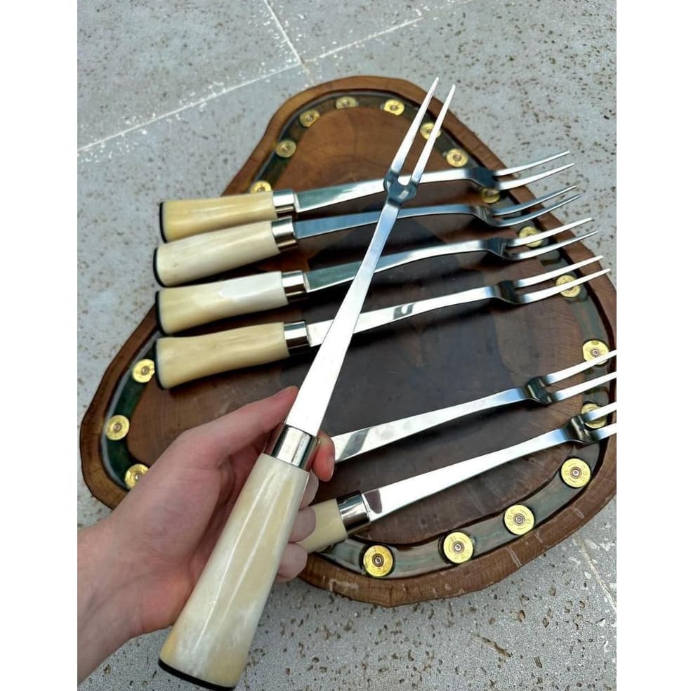 Garfo Trinchante Artesanal – Elegância e Força para o Seu Churrasco!