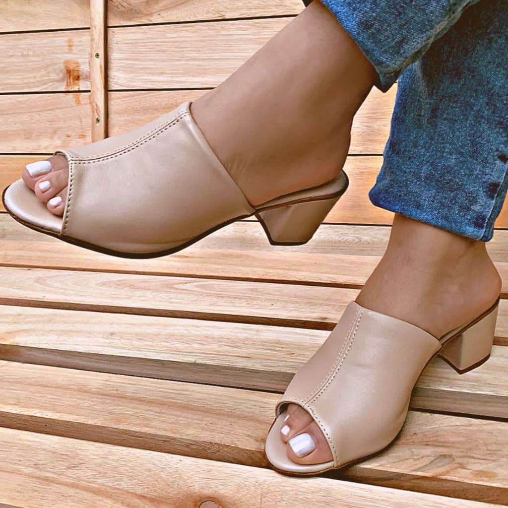 Tamanco Salto Medio Grosso Estilo Babuche Bico Aberto Feminino Ultra Confortável