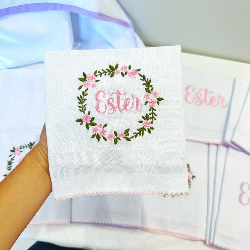Pano de boca, fralda de boca, babete - KIT COM 2 UNIDADES - Personalizada com nome MENINA