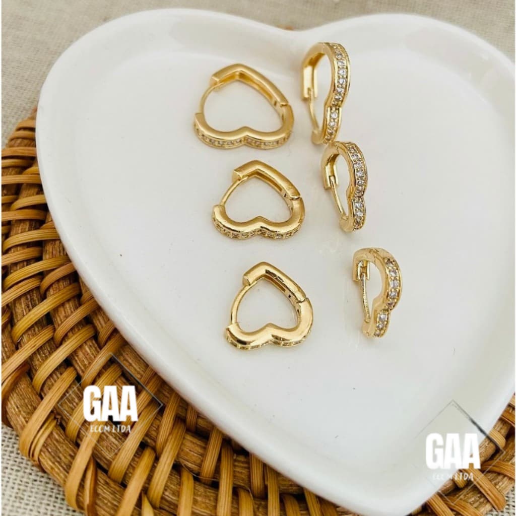 Trio De Argolinhas Coração Cravejadas folheado a Prata e a Ouro