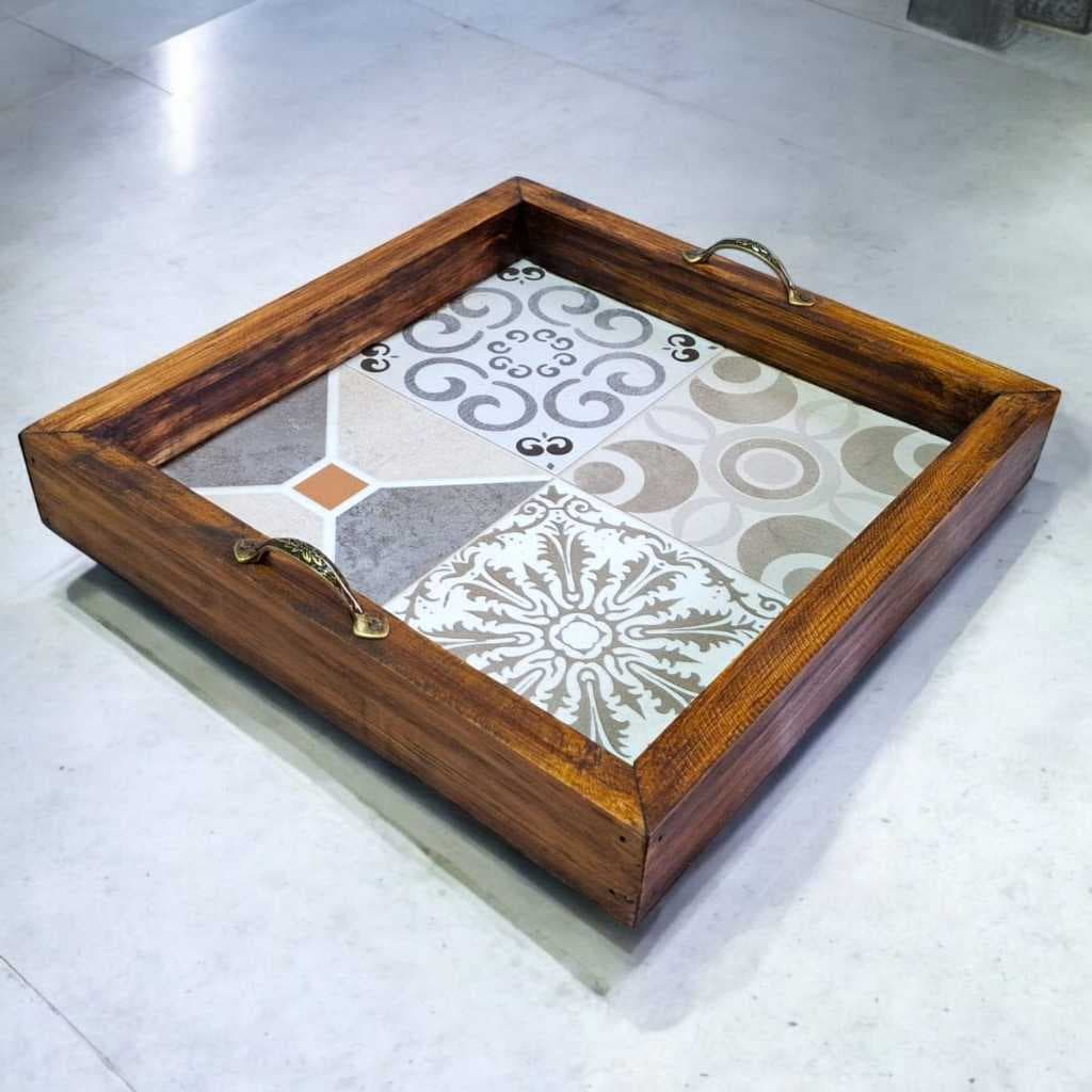 Bandeja Decorativa Cantinho do Café Rustica Madeira Azulejo Alça Metal Quadrada Bandeija Decoração
