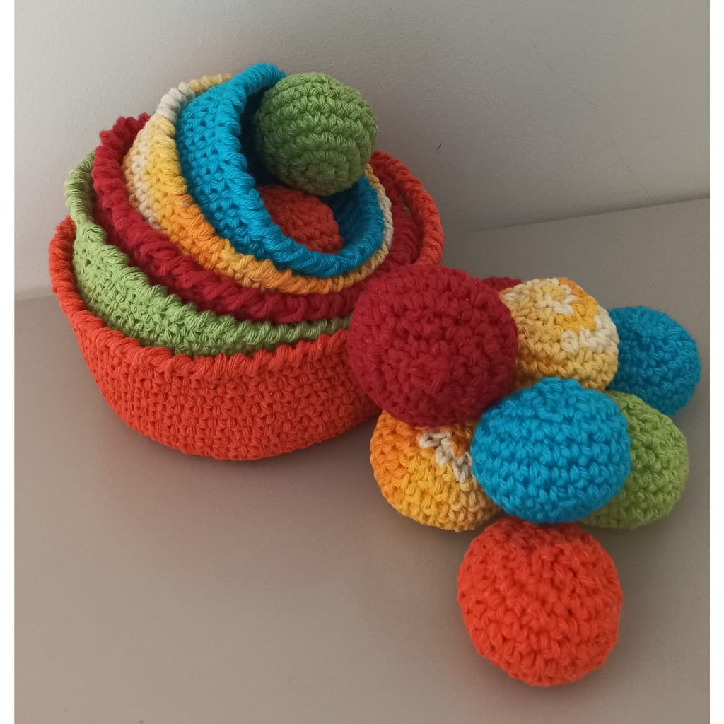 Cesto de Atividades Montessori Colorido ~ Cesto e bolas de Crochê Montessori