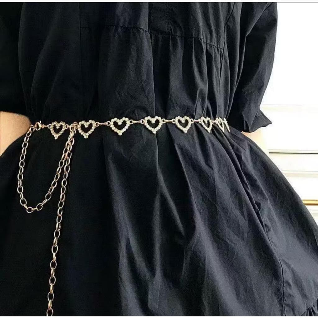 Cinto Feminino de Corrente com Corações Prata e dourado Ajustável Moda Elegante