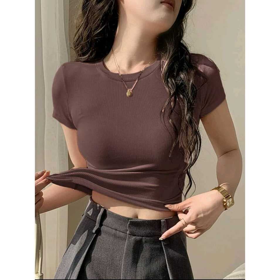 Blusa Manga Curta Decote Redondo Casual. Baby tee - Slim Fit