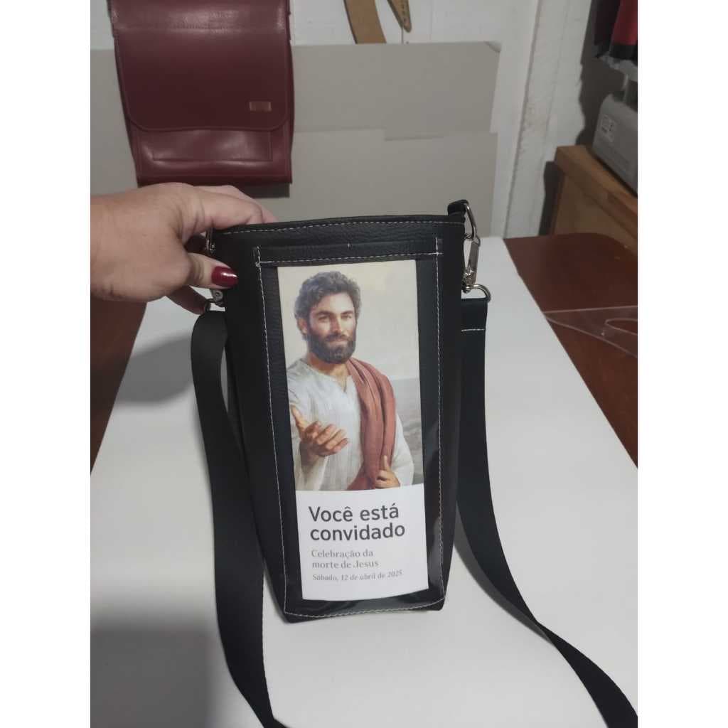 Porta garrafinha termico, folhetos e celular JW