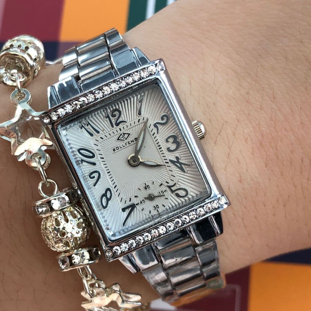 Rel贸gio de quartzo quadrado feminino elegante e聽requintado