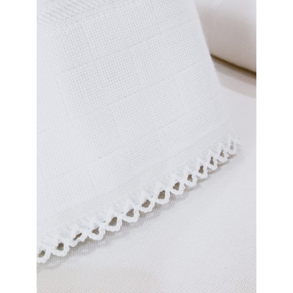 Fraldinhas Ombro Barra Lisa 37x80  com Picueta Cor Branco Mabber para Pintura e Bordado na Máquina.