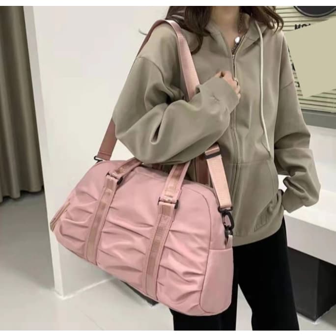 bolsa mala academia e viagem feminina com alça transversal