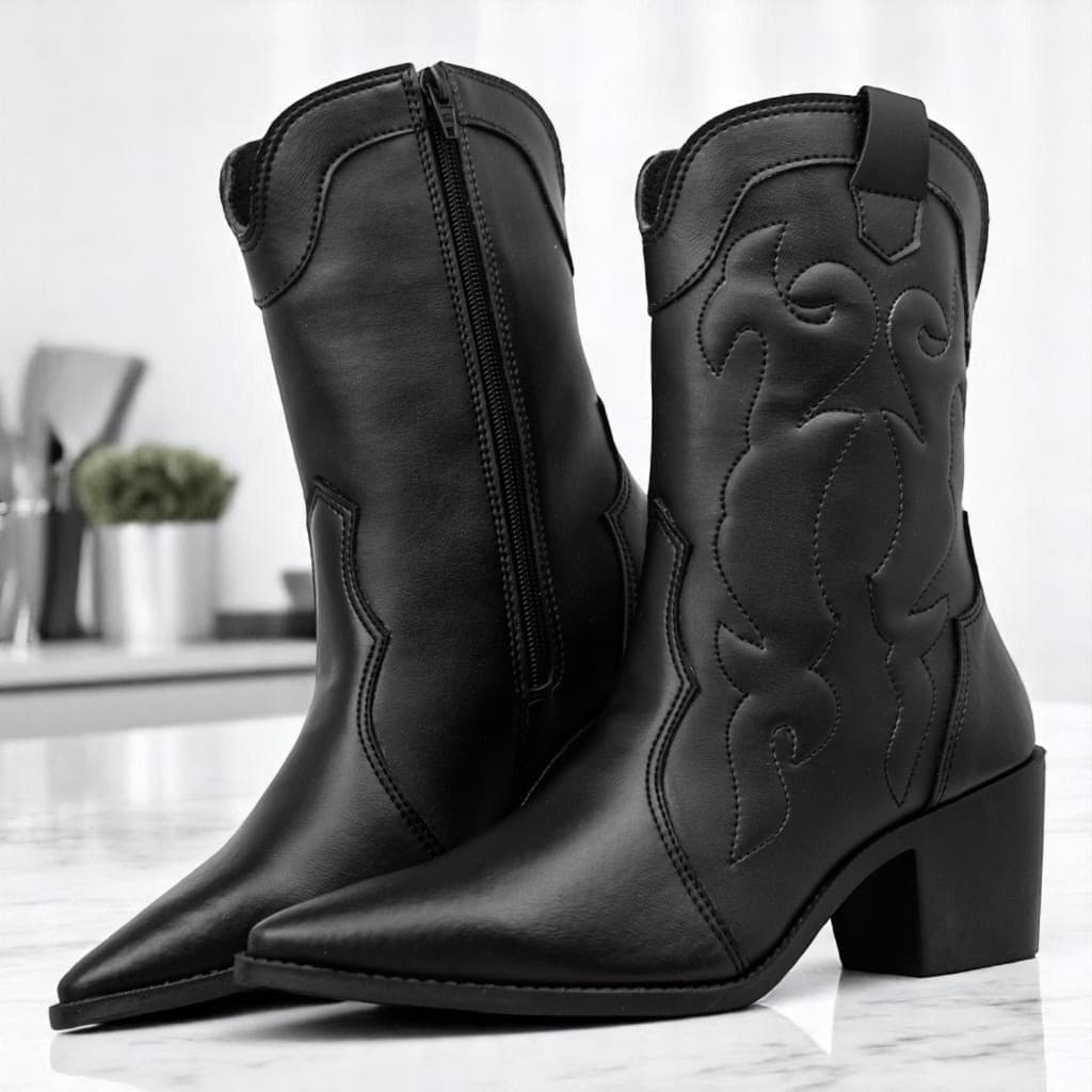 Bota Feminina Tratorada: Estilo e Conforto para Todas as Ocasiões Texana