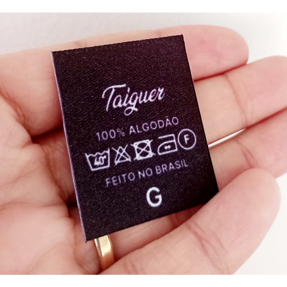 100 Etiquetas de Cetim 3x4 cm Personalizada - SELADAS *NÃO DESFIA*