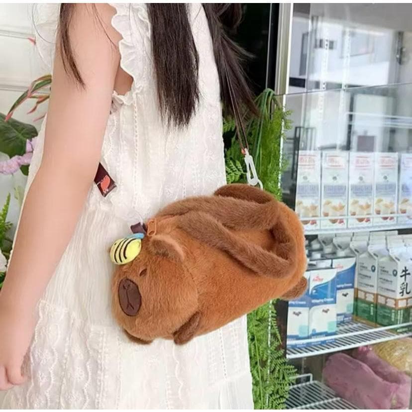Bolsa Pelúcia Capivara Infantil Kawaii Porta Objetos Maquiagem Dinheiro Mini Bag Passeio Bolsa Fofa