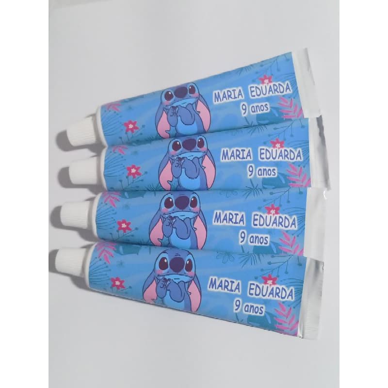 30 unidades de creme dental e escovas simples