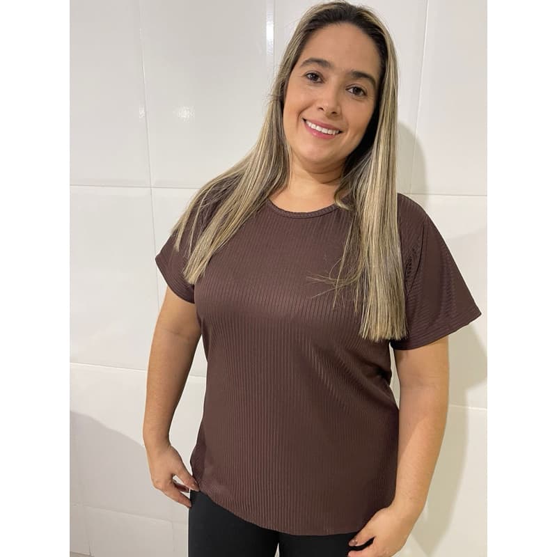 Baby look feminina canelada plus size