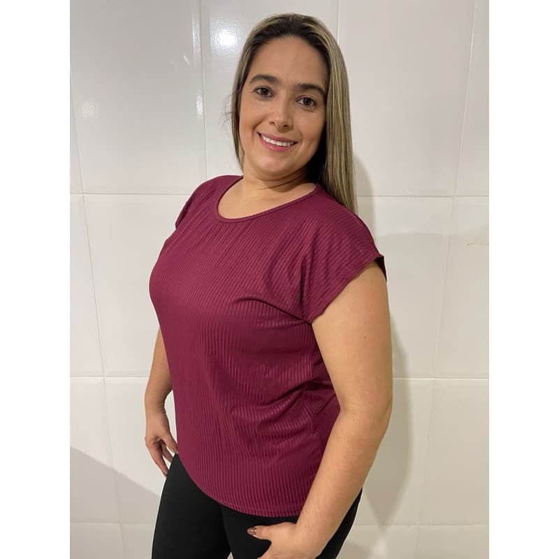 T-shirt Mullet Feminina  Plus Size e lisa canelada