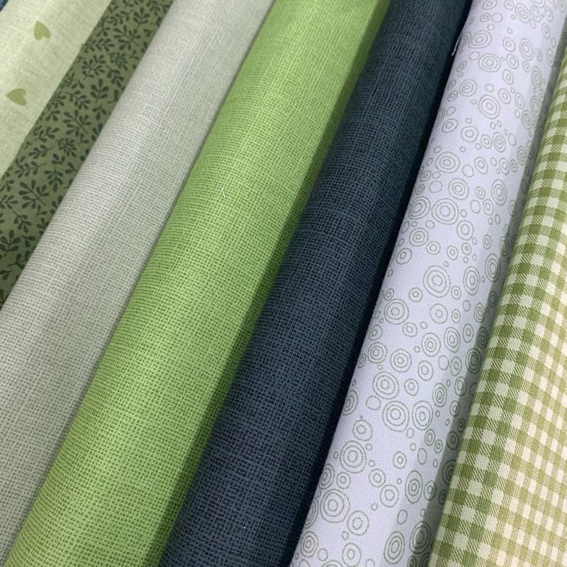 Tricoline 100% algodão tons VERDE  para costura criativa, patchwork, bonecas e outros artesnatos (50cmx1,50mt)