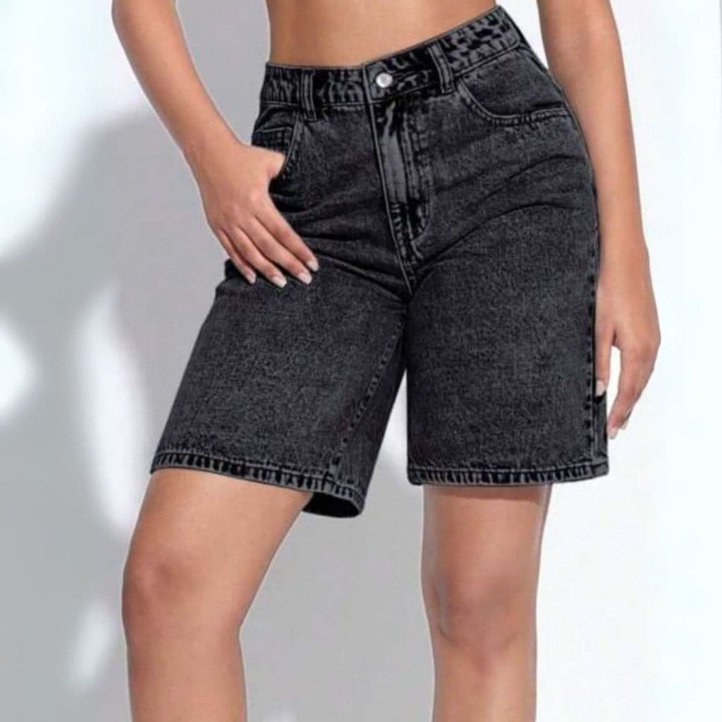 Bermuda Jeans Feminina Mom Cintura Alta Casual Com Bolsos
