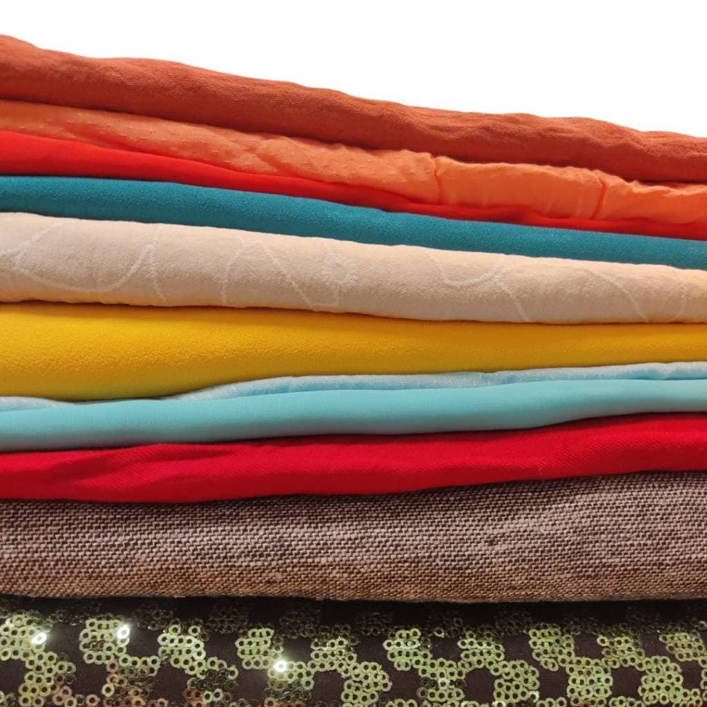 2kg Kit de Retalhos de Tecidos Sortidos com LD (Leves Defeitos) Acima de 80cm para Costura, Artesanato, Roupas de Boneca