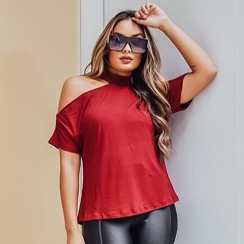 Blusa Feminina Viscolycra Gola Chocker Decote Ombro Vazado Manga Curta Elegante Casual