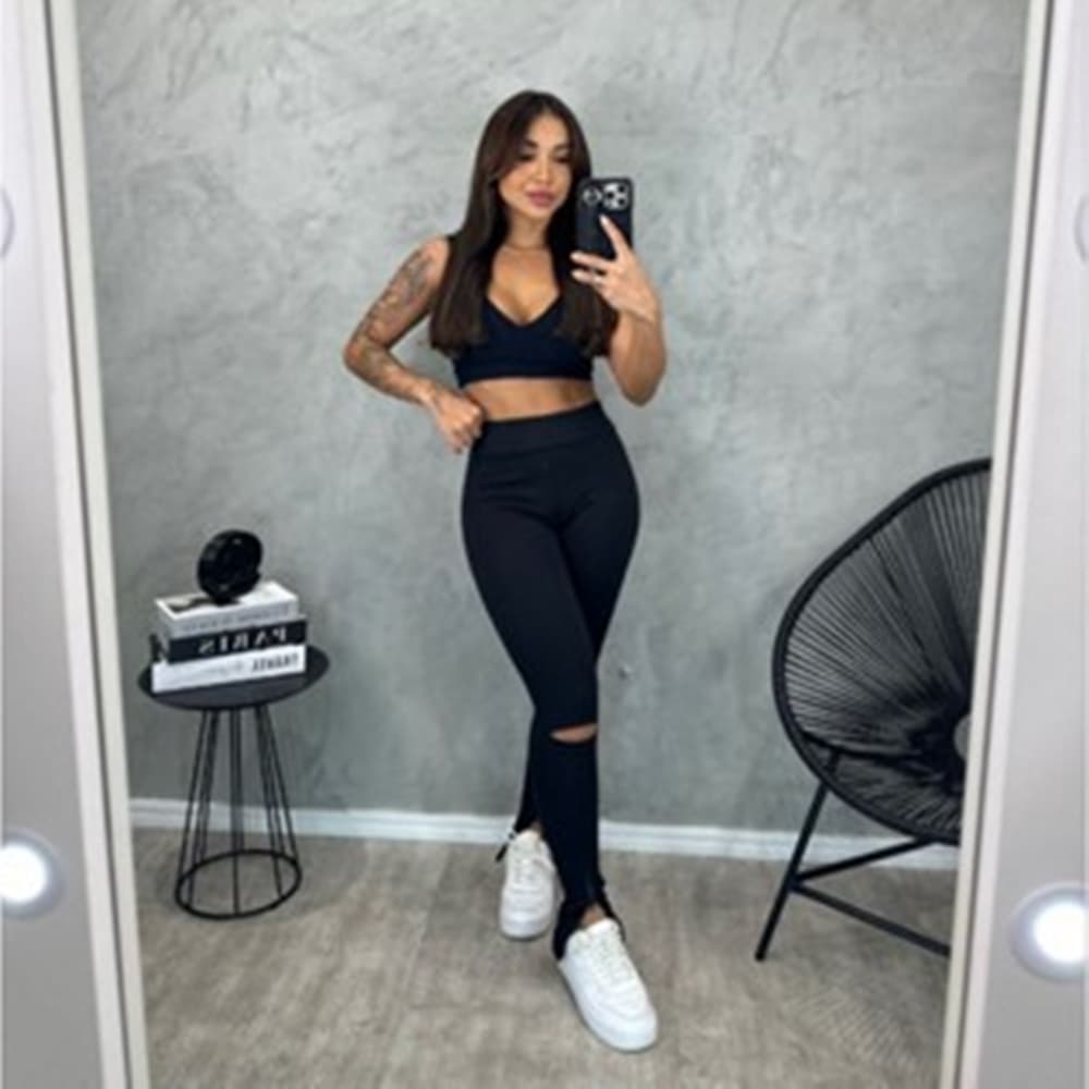 Calça Legging Feminina Premium Rasgo no Joelho e Ziper na Barra Ponto Roma