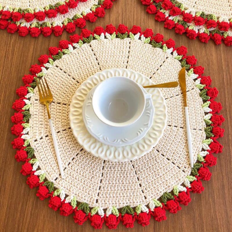 Sousplat de Crochê com Detalhes Florais - Feito à Mão
