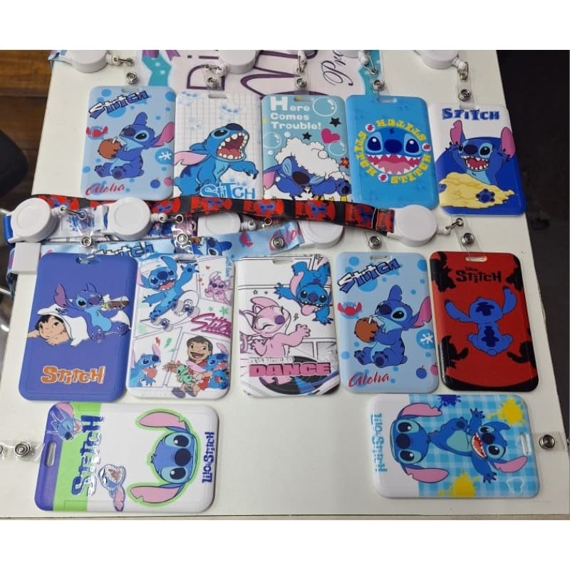 Porta cartão ou crachá Stitch com cordão.