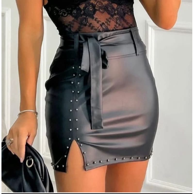 Saia Feminina Couro Fake Fenda Lateral Pérolas Cintura alta Zipe Lateral Tendência Outono inverno Moda
