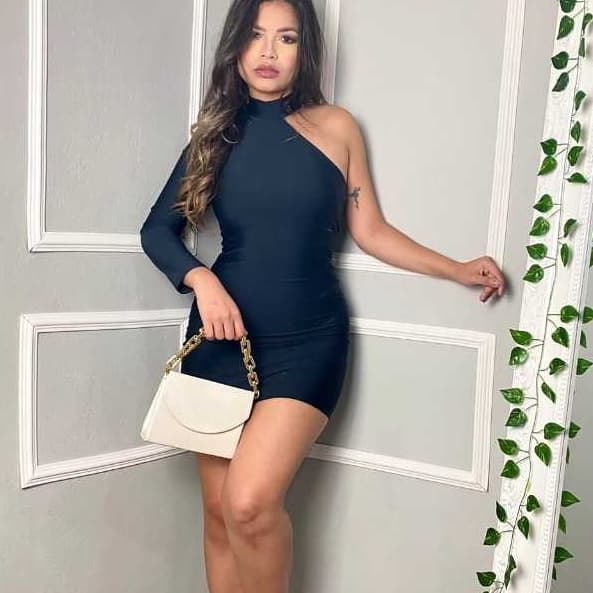 Vestido Feminino Curto Mula Manca com Gola Alta e Bojo - Moda Elegante