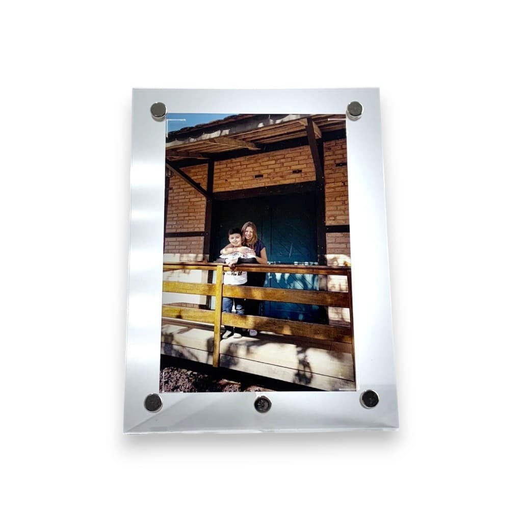 Porta Retrato Para Foto 10x15 Vertical Em Acrílico Cristal Com Suporte Em Metal
