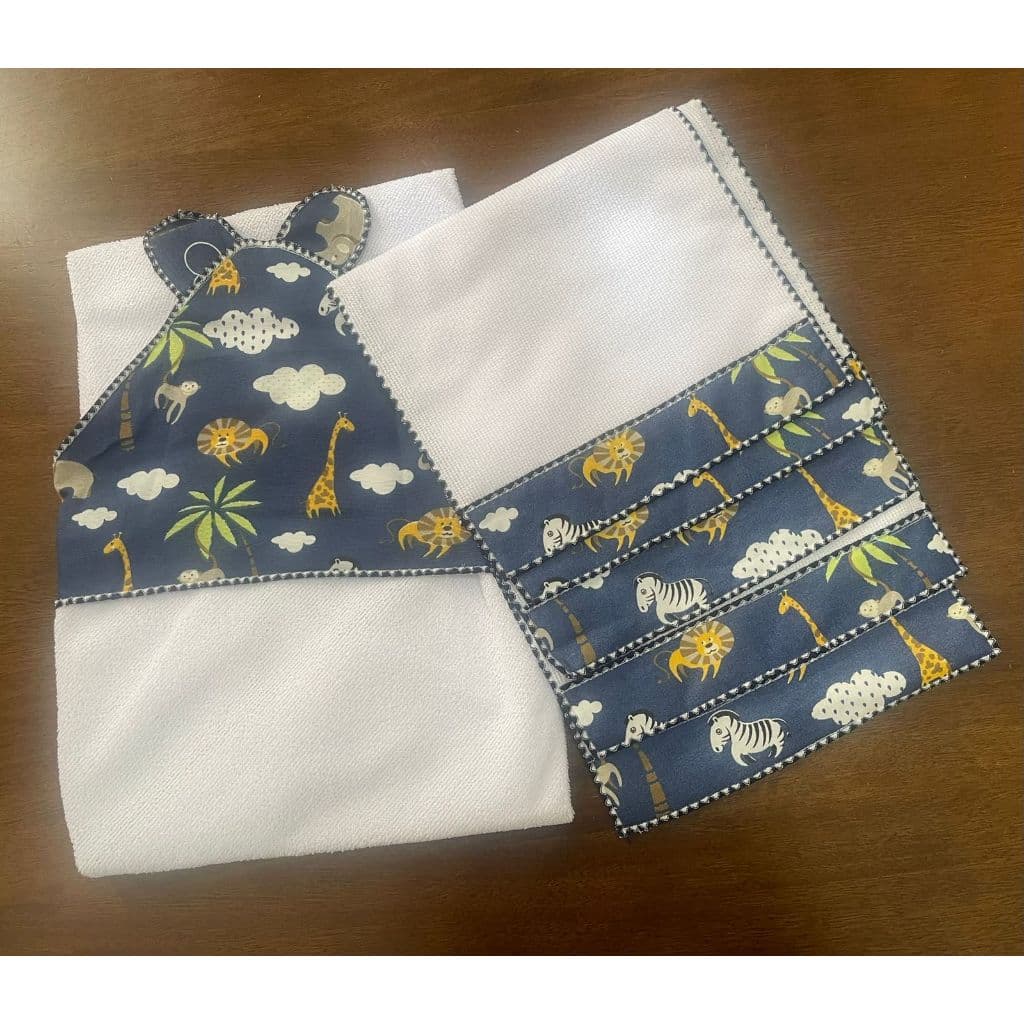 Kit. 1 Toalha de Banho com Capuz Orelha + 5 Fraldas de Ombro para Bebê