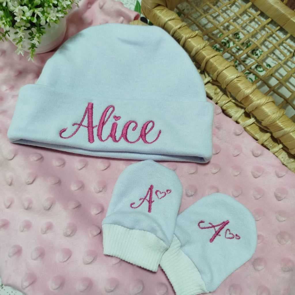 Touca RN e luva maternidade personalizada com nome do bebê