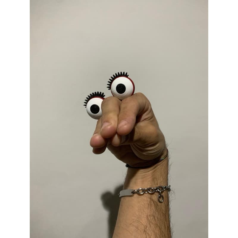 Olhos de Marionete - Acessório para as mãos.