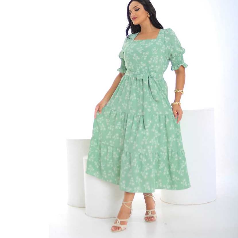 Vestido Midi Elegante Saia Três Marias, Lastex Na Parte Traseira e Nas Mangas - Tecido Duna