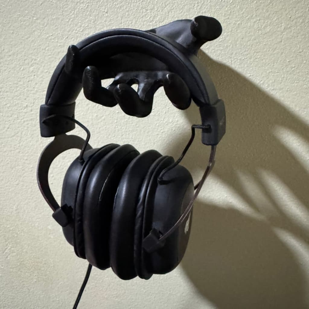 Suporte Mão para Fones / Controles, multiutilidades - Preto, Branco e Cinza