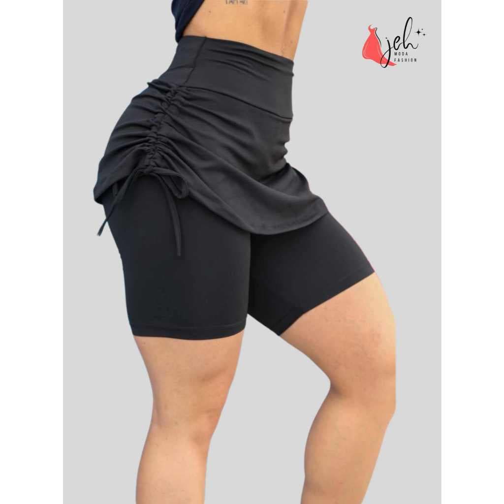 Bermuda de Academia com Tapa Bumbum