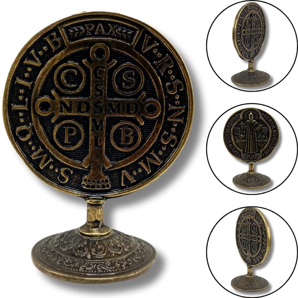 Decoração de Mesa Brasão de São Bento Mesa Feito de Metal Cor Ouro Antigo