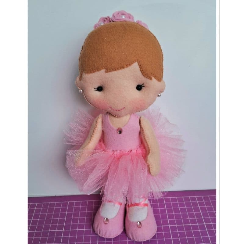 Bailarina em feltro| Boneca Bailarina