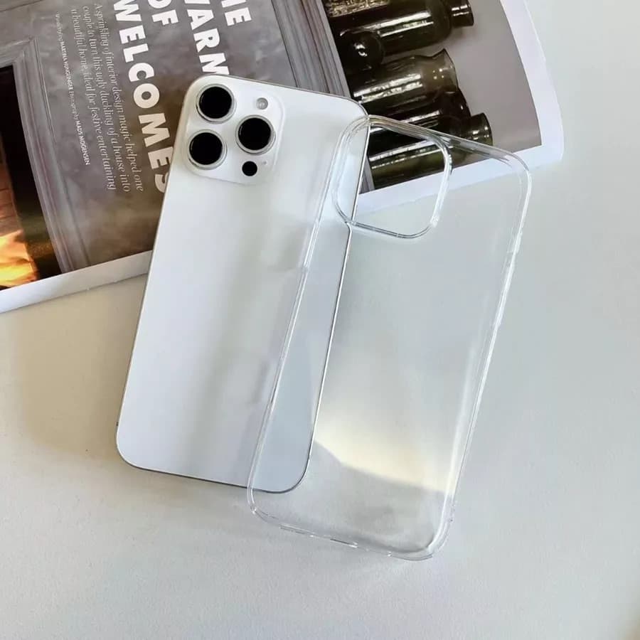 Capinha Transparente Ultra Fina para iPhone em PC | Anti-Amarelamento | Capa Premium Leve e Resistente