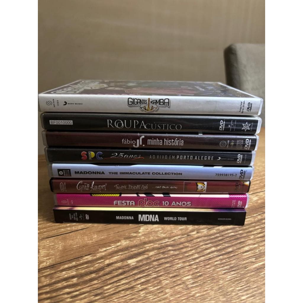 Coleção de DVDs Musicais Originais – Nacionais e Internacionais