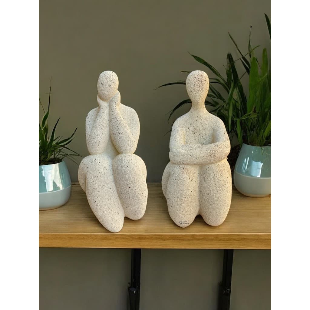 Estatueta Casal Sofisticada Escultura Decorativa - Decoração em Gesso Fernando Botero Bege