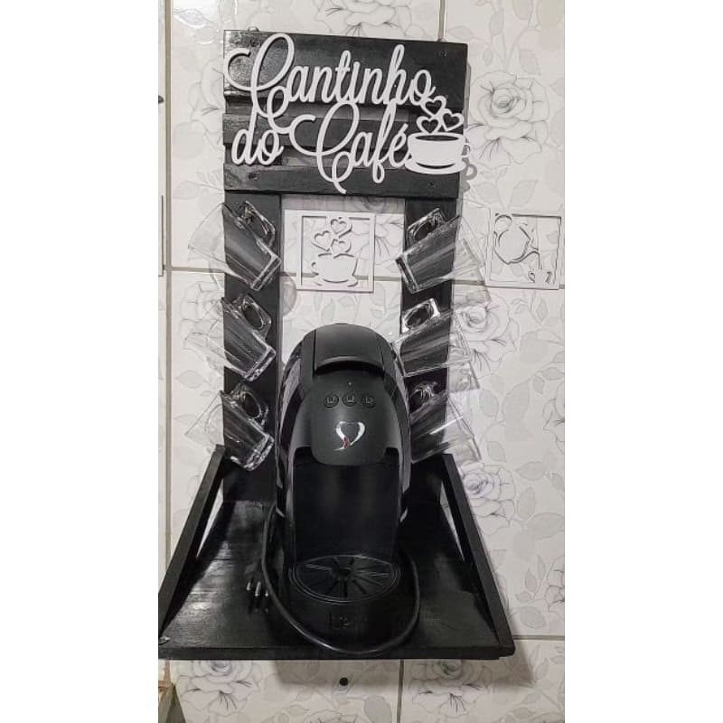 Suporte para cafeteira com porta xícaras.
