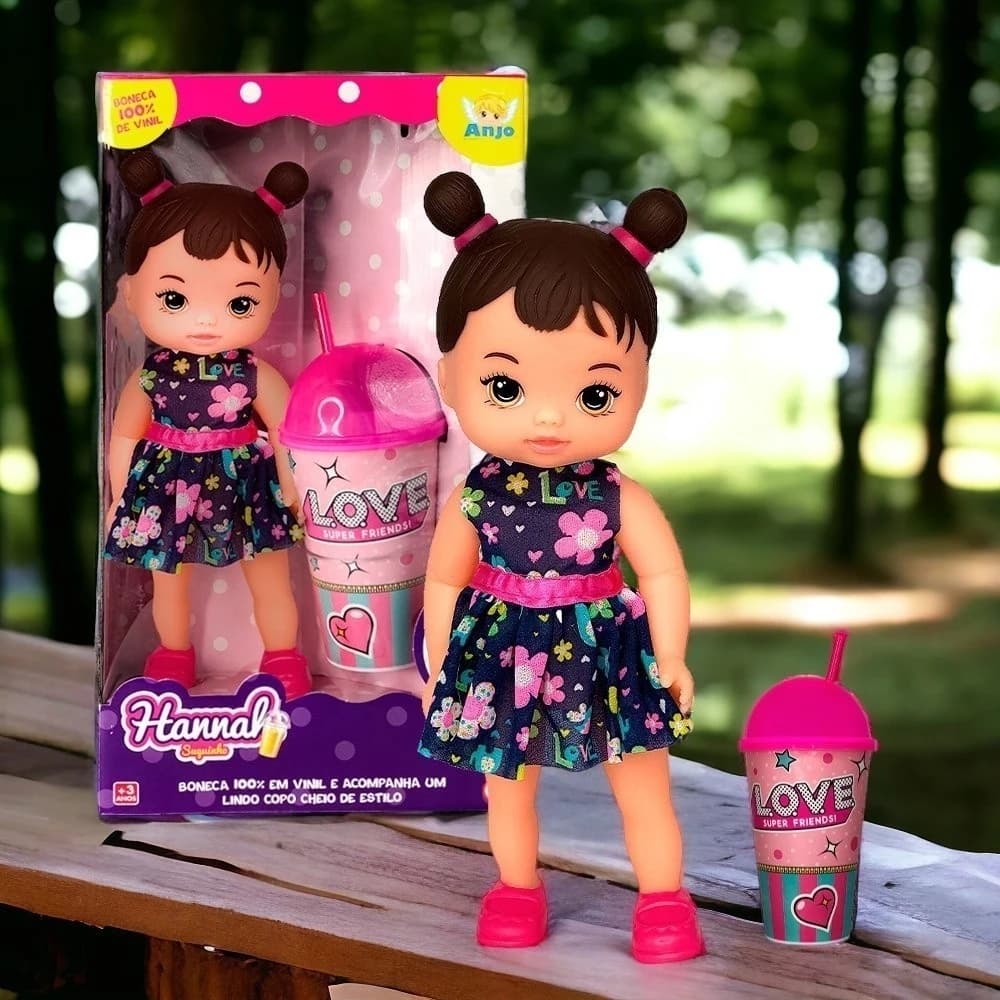 Boneca Hannah Kit completo Copo de Suquinho, Vestidol Perfeito para Criança Brincar