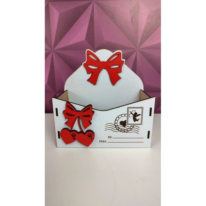 Cesta Decorativa em MDF para Presente - Tema Dia dos Namorados