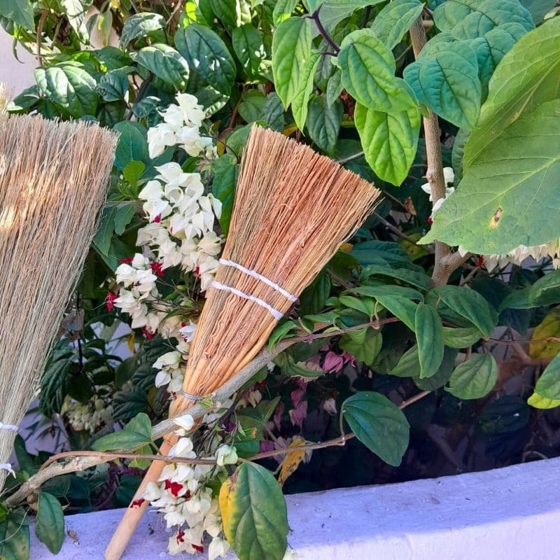 Vassourinha Caipira Mini 42cm da Prosperidade da Sorte Enfeite Decoração Decorativo Atrair boas Energias
